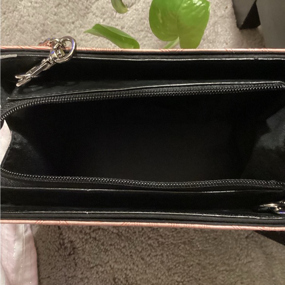 Miche Handbag - Picture 4 of 6